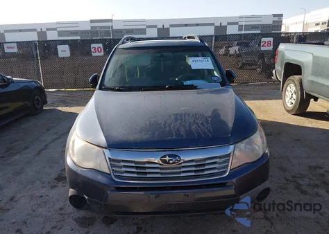 2010 Subaru Forester 2.5X Premium из США, поврежденный, VIN JF2SH6CC0AH714628